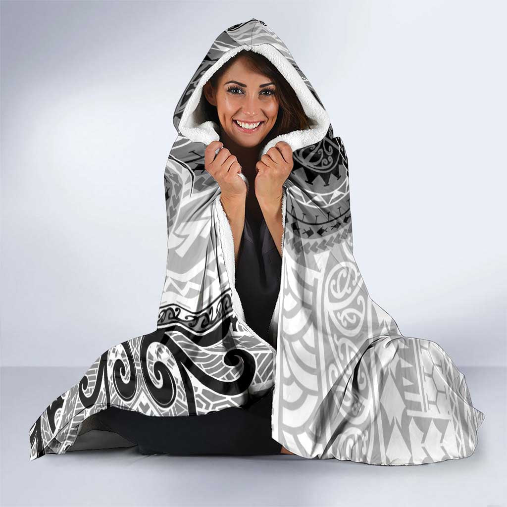 New Zealand White Maori Koru Simple Style Hooded Blanket LT05 - Polynesian Pride