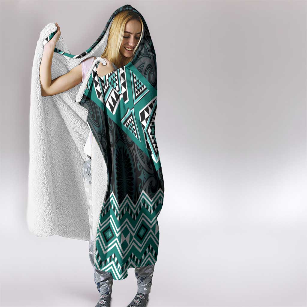 New Zealand Aotearoa Hooded Blanket Turquoise Taniko Art Maori Pattern LT05 - Polynesian Pride