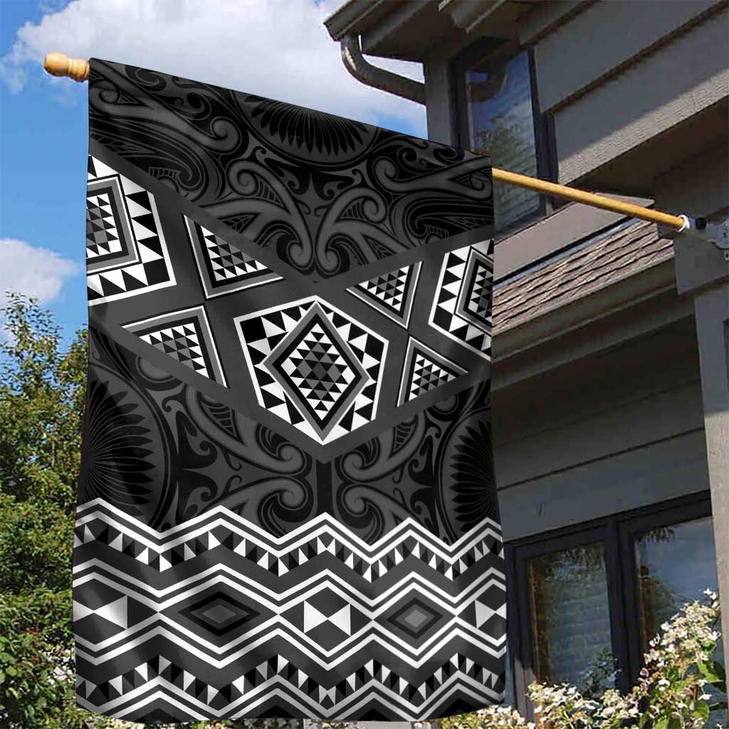 New Zealand Aotearoa Garden Flag Black Taniko Art Maori Pattern LT05 - Polynesian Pride