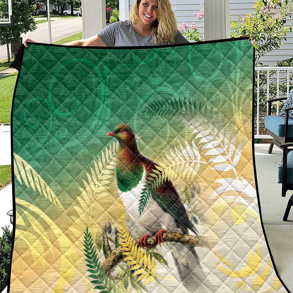 New Zealand Pigeon Kereru Quilt Maori Fern Art Green Gradient LT05 Green - Polynesian Pride