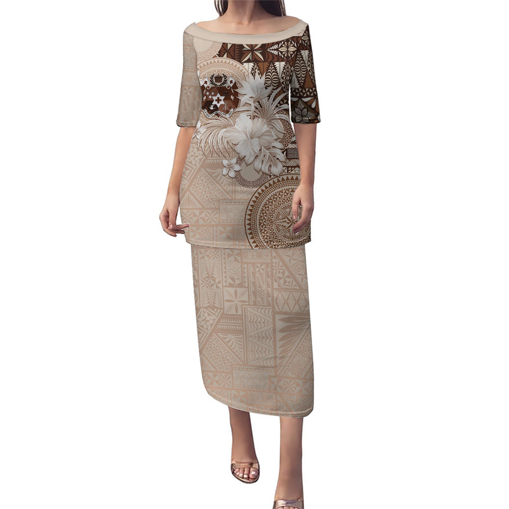 Tonga Ngatu Motifs Puletasi With Coat Of Arms Beige LT05 Long Dress Beige - Polynesian Pride