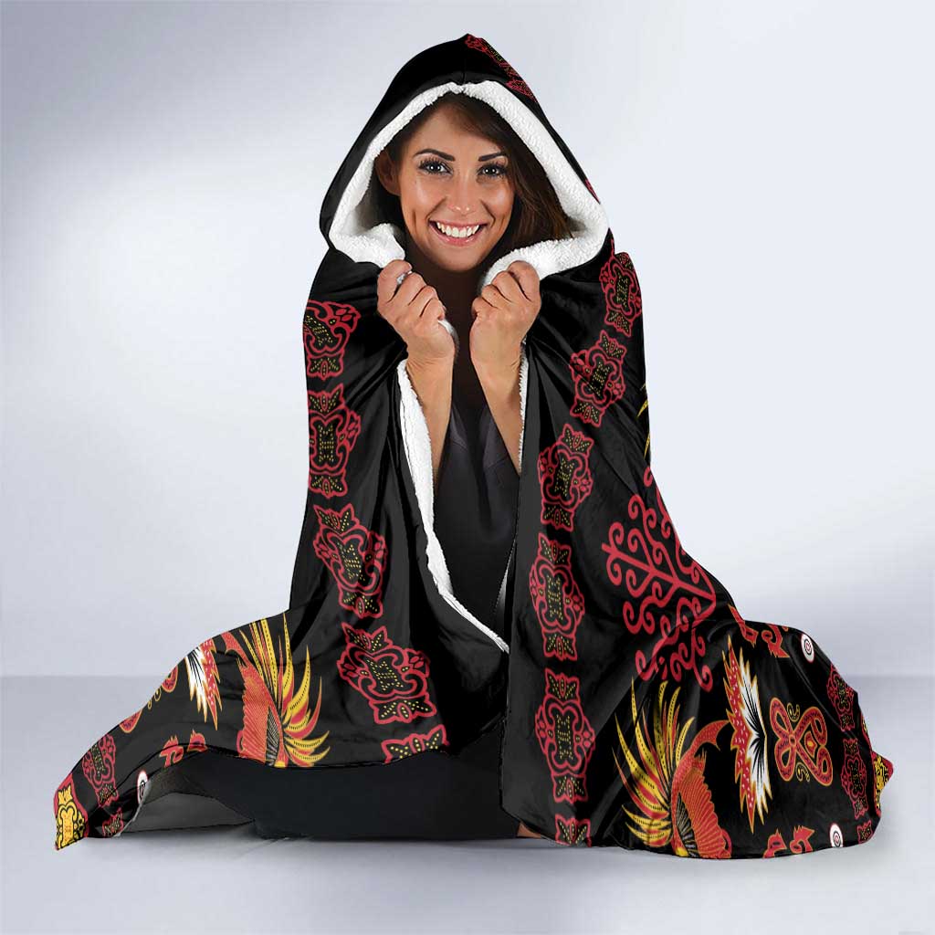 Papua Batik Motif Hooded Blanket Papua Spirit Black Version LT05 - Polynesian Pride