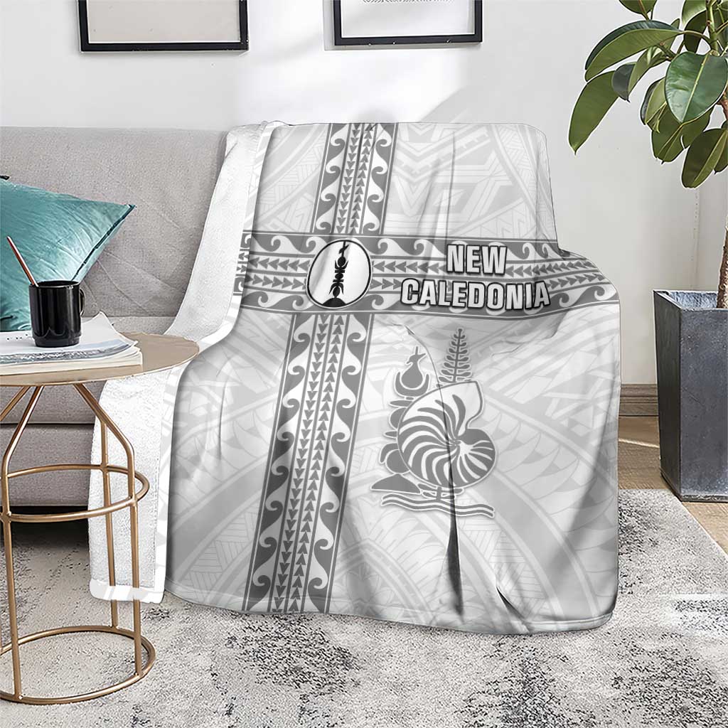 New Caledonia Football Blanket Go The Kagus LT05 - Polynesian Pride