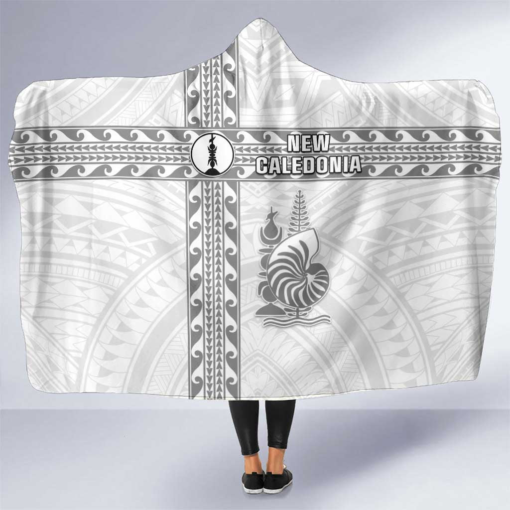 New Caledonia Football Hooded Blanket Go The Kagus LT05 One Size White - Polynesian Pride