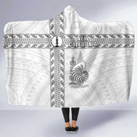 New Caledonia Football Hooded Blanket Go The Kagus LT05 One Size White - Polynesian Pride