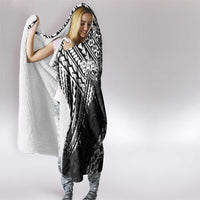 Hawaii Papakolea Born And Raised Hooded Blanket Hawaiian Tribal Pattern LT05 - Polynesian Pride