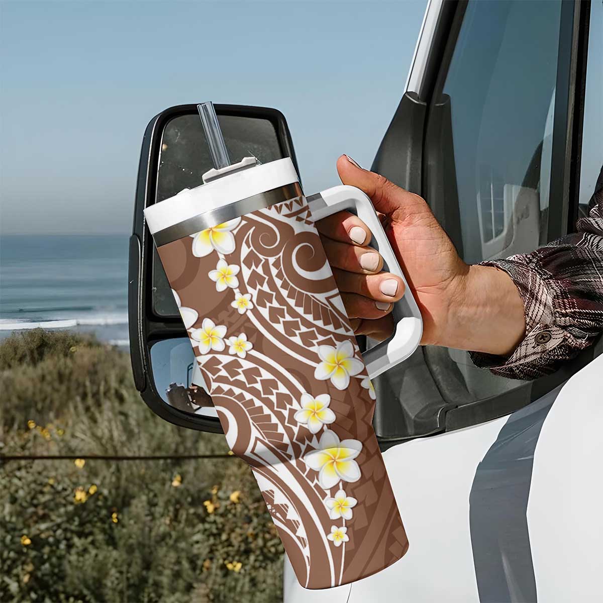 Plumeria With Brown Polynesian Tattoo Pattern Tumbler With Handle LT05 - Polynesian Pride