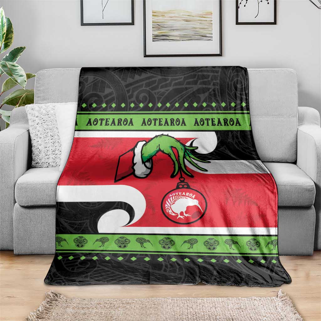 New Zealand Funny Christmas Blanket Maori Tiki LT05 - Polynesian Pride