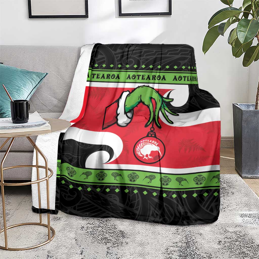 New Zealand Funny Christmas Blanket Maori Tiki LT05 - Polynesian Pride