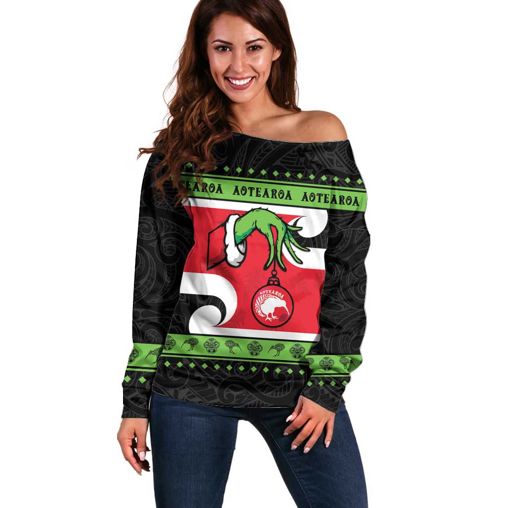 New Zealand Funny Christmas Off Shoulder Sweater Maori Tiki LT05 Women Black - Polynesian Pride