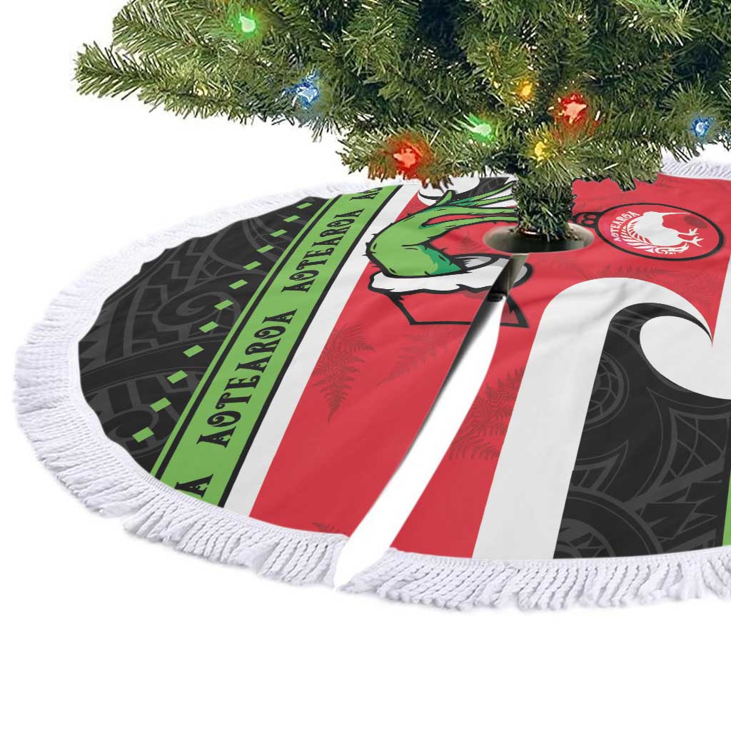 New Zealand Funny Christmas Tree Skirt Maori Tiki LT05 - Polynesian Pride