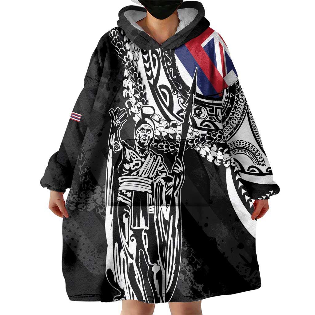 Hawaii King Flag Wearable Blanket Hoodie Hawaiian Maile Lei LT05 - Polynesian Pride