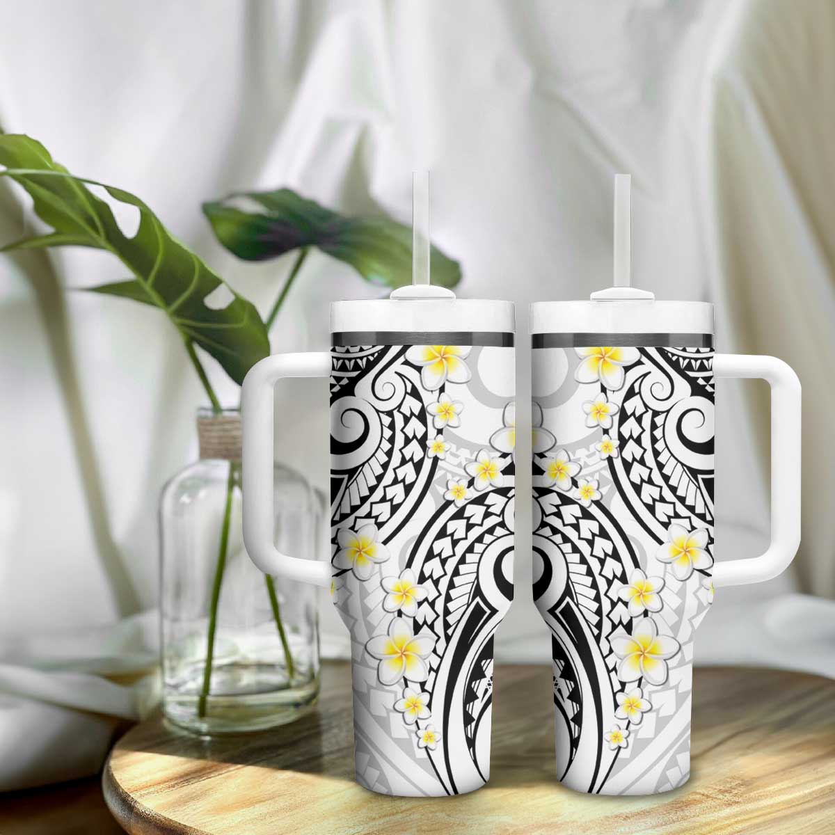 Plumeria With White Polynesian Tattoo Pattern Tumbler With Handle LT05 - Polynesian Pride