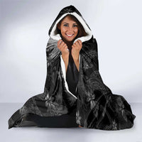Hawaiian Honu And Surfboards Hooded Blanket Silver Style LT05 - Polynesian Pride