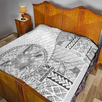 Samoa Siapo Elegant Quilt Hibiscus White Motifs LT05 - Polynesian Pride