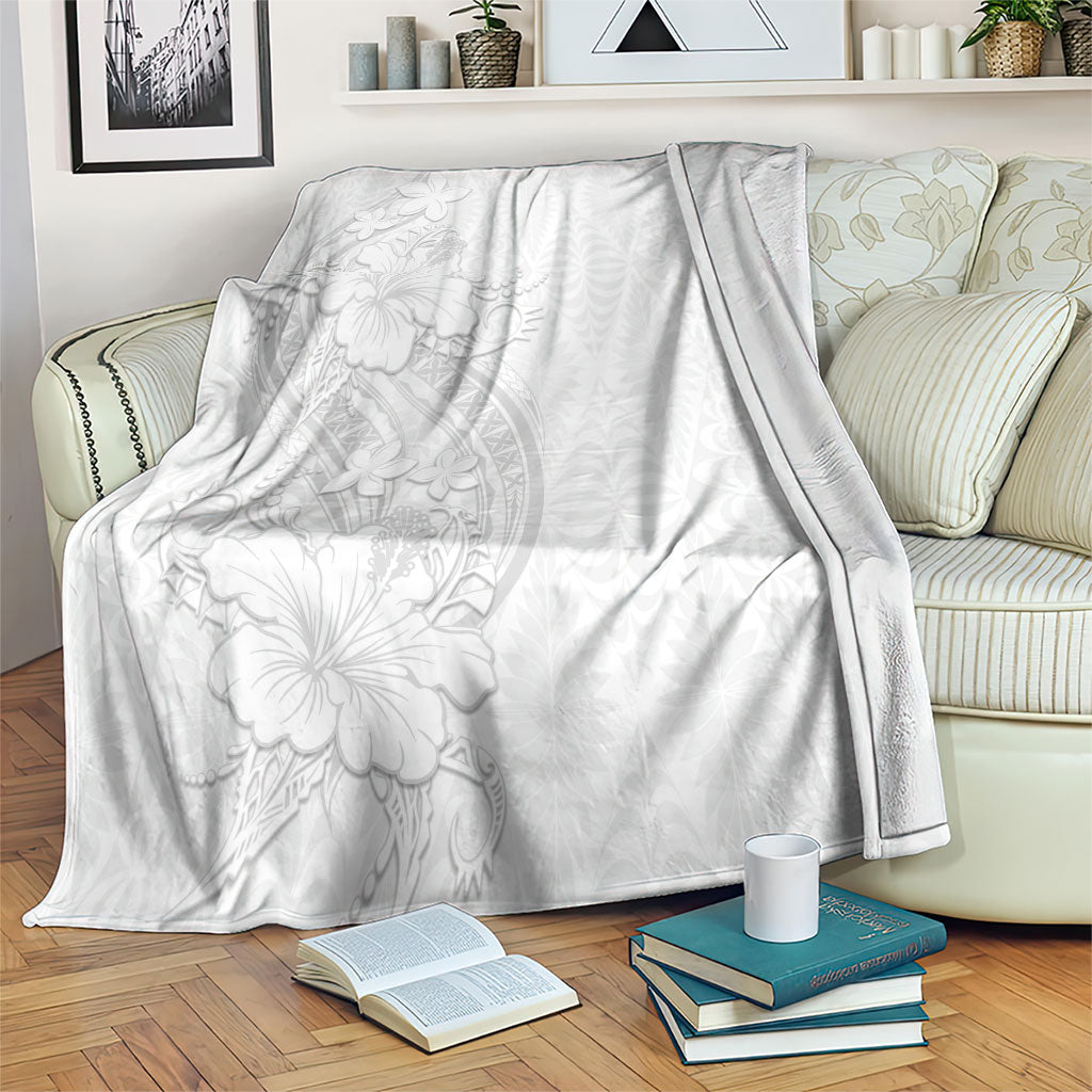Tokelau White Sunday Blanket Elegant Hibiscus Polynesian Tribal Pattern LT05 White - Polynesian Pride