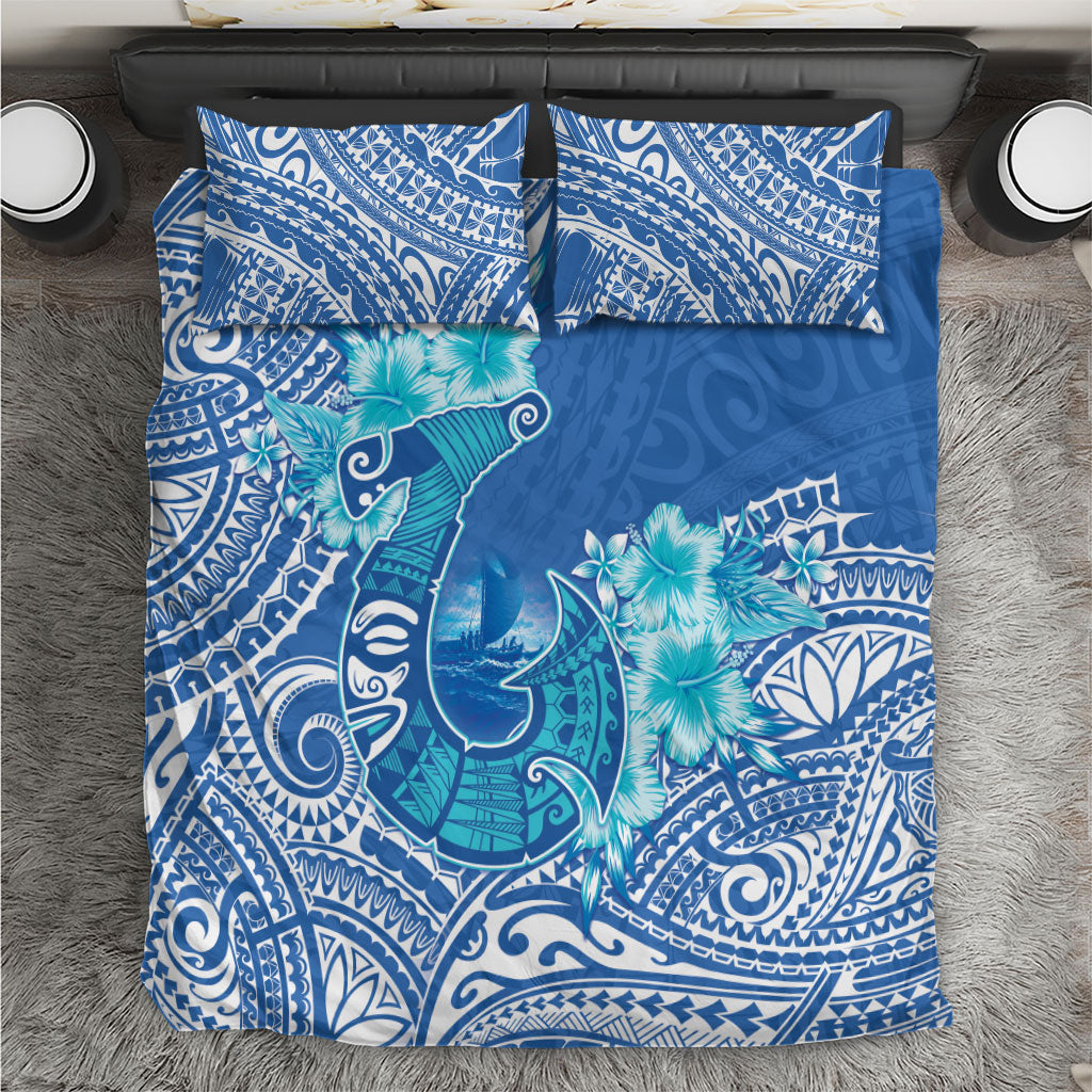 Hawaii Discoverers Day Bedding Set Polynesian Fish Hook With Hibiscus Blue