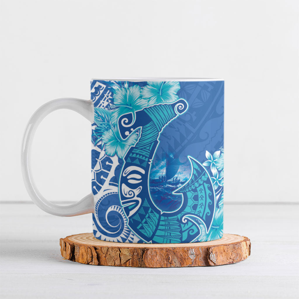 Hawaii Discoverers Day Ceramic Mug Polynesian Fish Hook With Hibiscus Blue LT05 Blue - Polynesian Pride