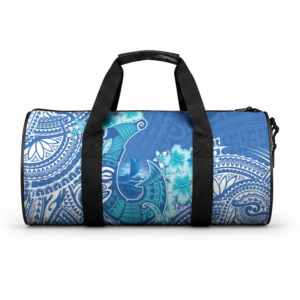 Hawaii Discoverers Day Duffle Bag Polynesian Fish Hook With Hibiscus Blue