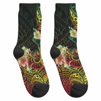 Hawaii Discoverers Day Crew Socks Polynesian Fish Hook With Hibiscus Reggae LT05 - Polynesian Pride