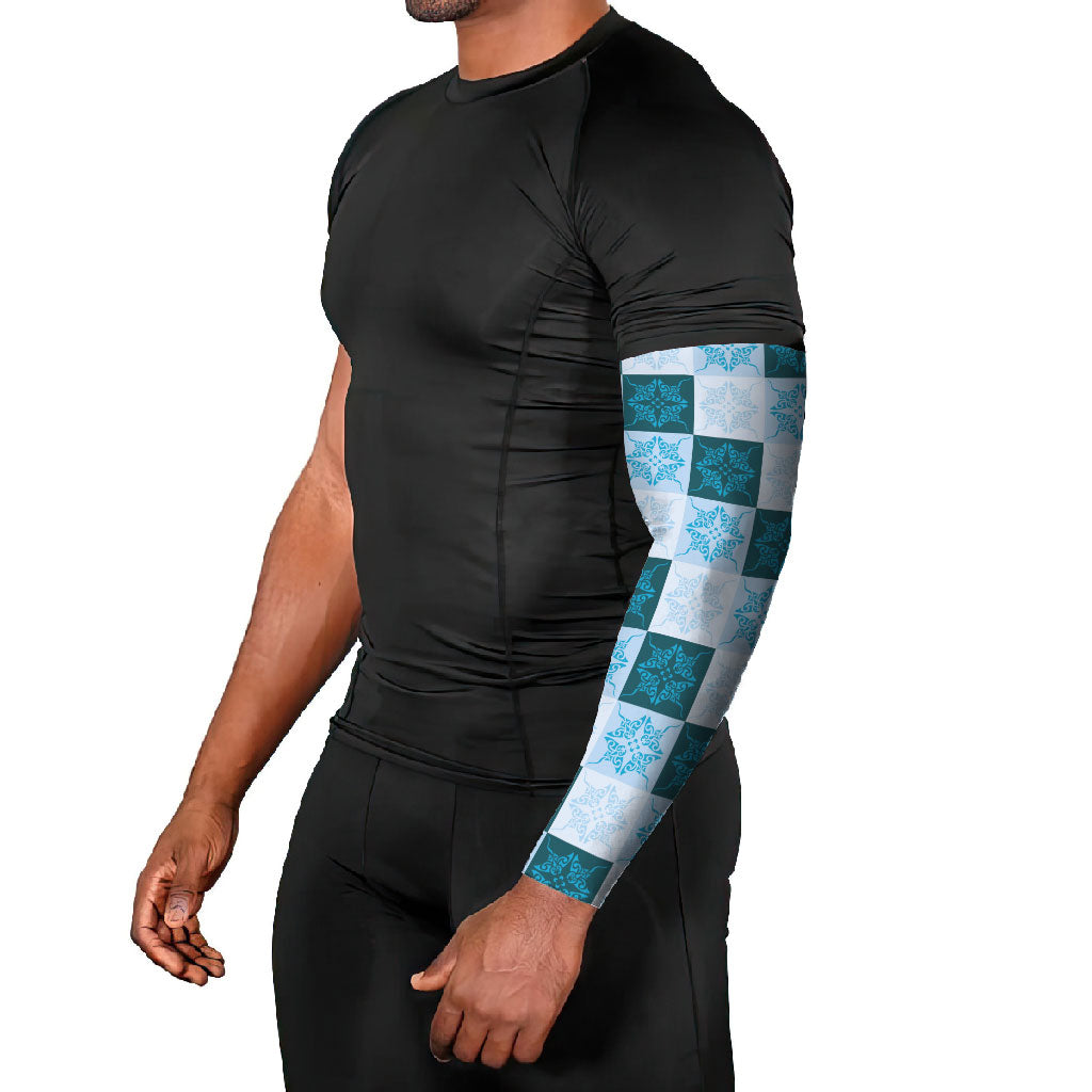 Cyan Manta Ray Hawaiian Quilt Motif Arm Sleeves LT05 - Polynesian Pride