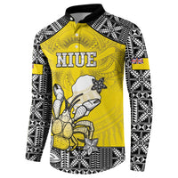 Personalised Happy Niue Constitution Day Button Sweatshirt Niuean Crab Hiapo Pattern Yellow Version LT05 - Polynesian Pride