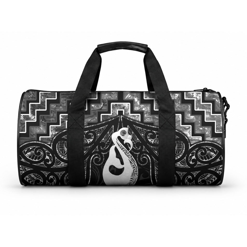 New Zealand Maori Duffle Bag Poutama Manaia Black Paua Shell LT05 One size Black - Polynesian Pride