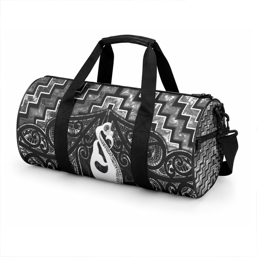 New Zealand Maori Duffle Bag Poutama Manaia Black Paua Shell LT05 - Polynesian Pride