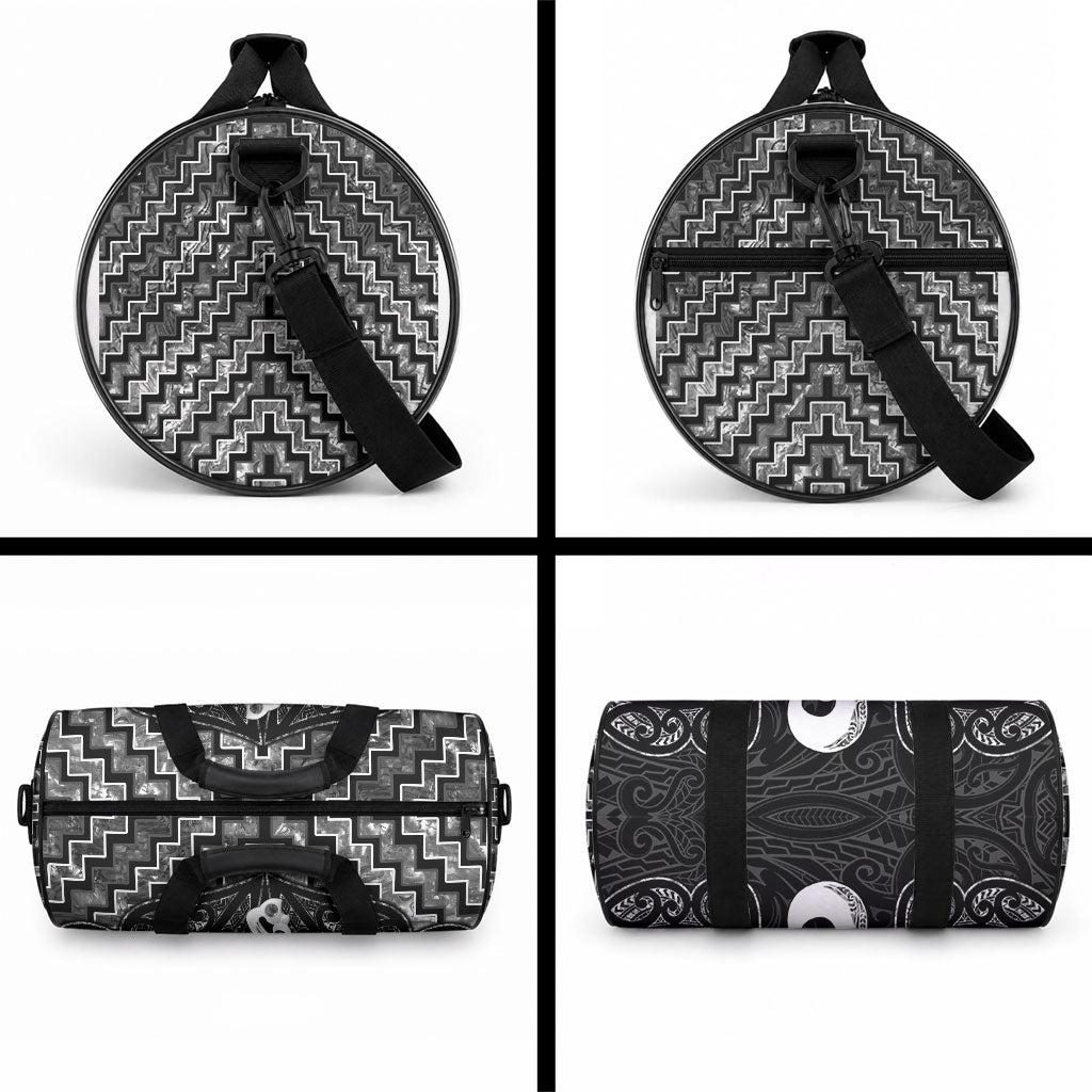 New Zealand Maori Duffle Bag Poutama Manaia Black Paua Shell LT05 - Polynesian Pride