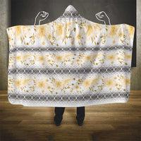 Samoa White Sunday Hooded Blanket Samoan Tapa Yellow Hibiscus LT05 - Polynesian Pride