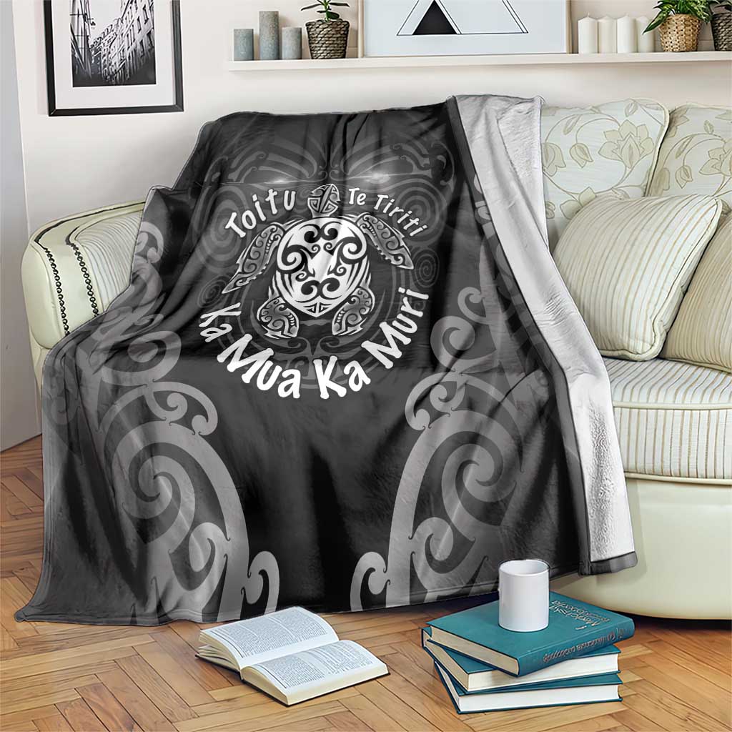 Aotearoa Toitu Te Tiriti Blanket Ka Mua Ka Muri LT05 Black - Polynesian Pride