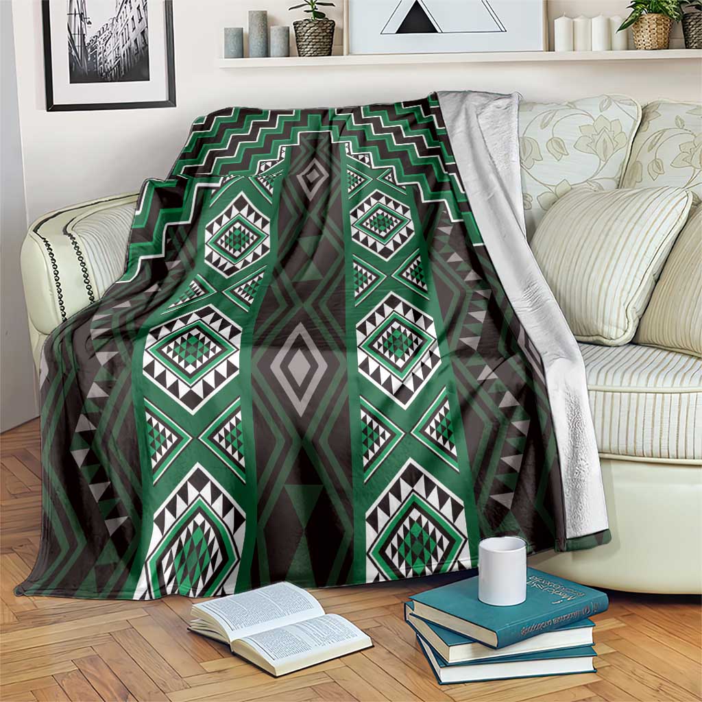 New Zealand Aotearoa Blanket Green Poutama With Taniko Pattern LT05 Green - Polynesian Pride