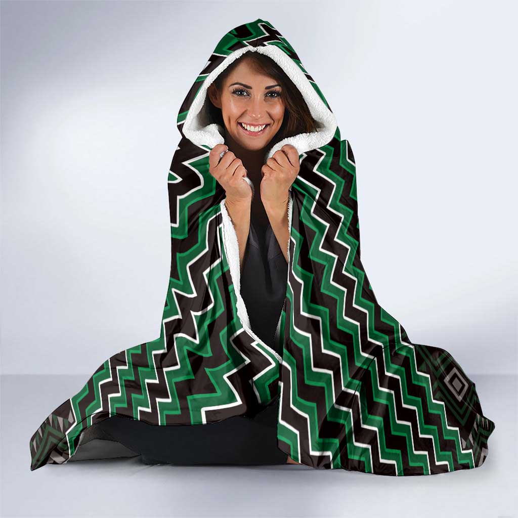New Zealand Aotearoa Hooded Blanket Green Poutama With Taniko Pattern LT05 - Polynesian Pride