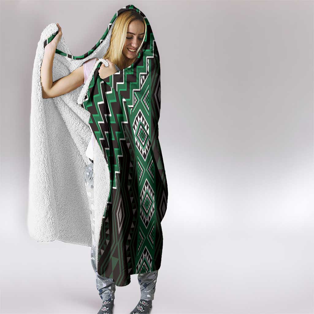 New Zealand Aotearoa Hooded Blanket Green Poutama With Taniko Pattern LT05 - Polynesian Pride