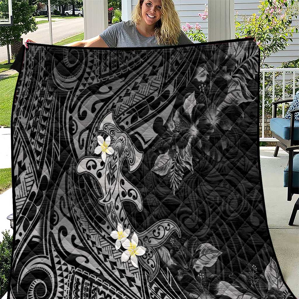 Polynesia Hammerhead Shark Quilt Tropical Flowers Tribal Pattern Black