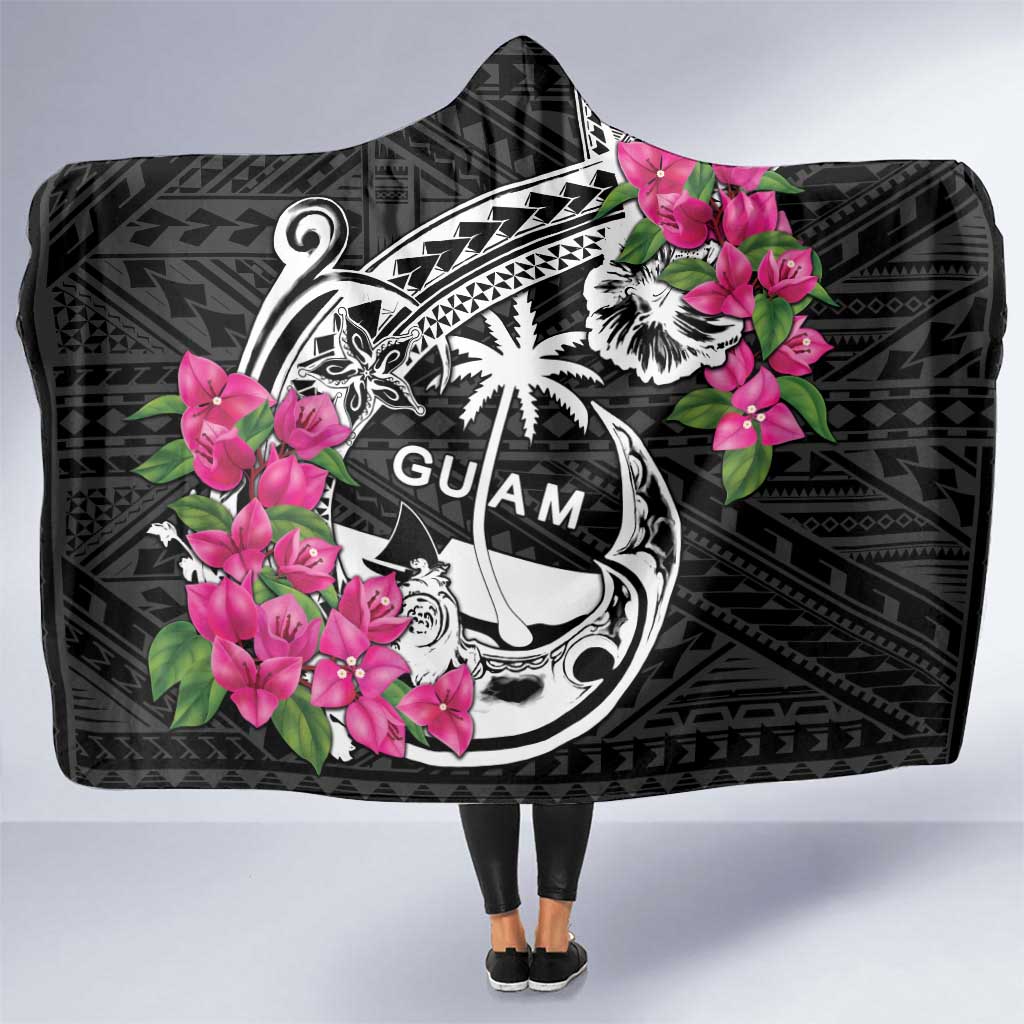 Guam Chamorro Hooded Blanket Bougainvillea Black Polynesian Tribal Pattern LT05 One Size Black - Polynesian Pride