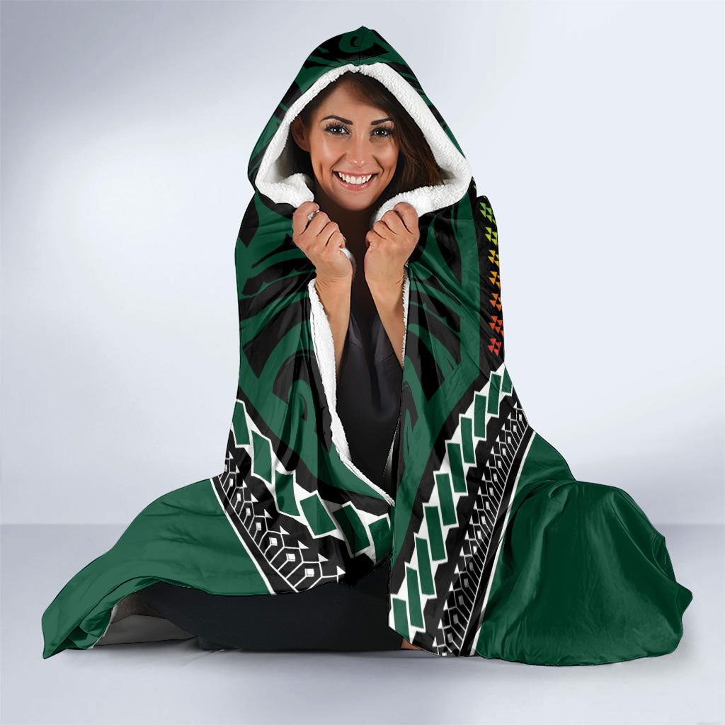 Hawaii Warriors Football Hooded Blanket Rainbow Kakau Pattern Black