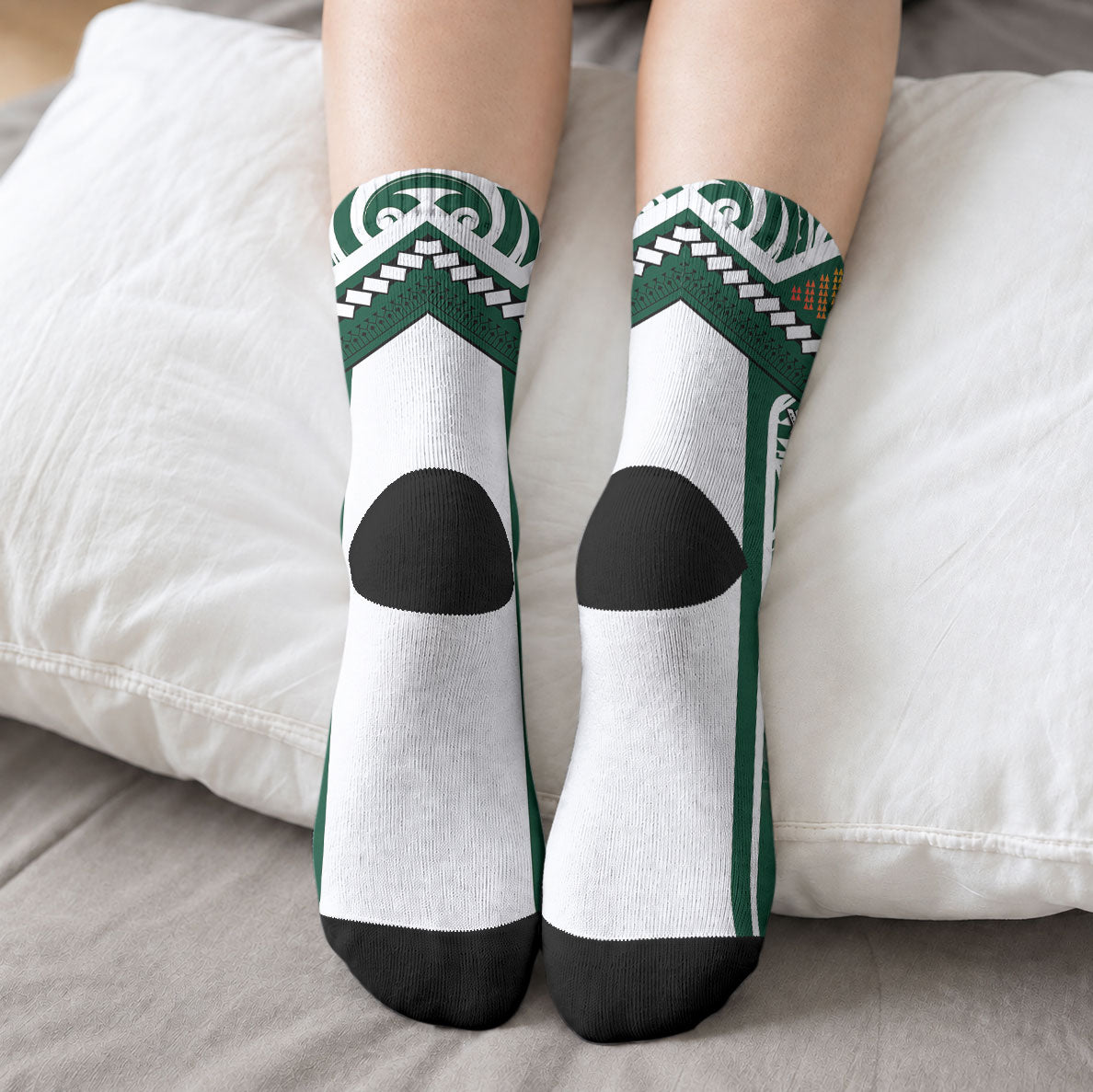 Custom Hawaii Warriors Football Crew Socks Rainbow Kakau Pattern Green LT05 - Polynesian Pride
