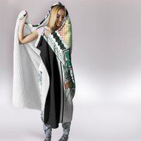 Hawaii Warriors Football Hooded Blanket Rainbow Kakau Pattern White
