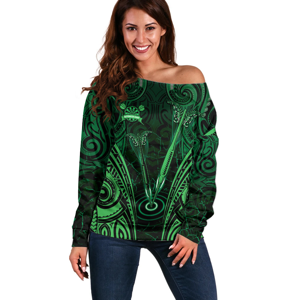 Personalised New Zealand Darts Off Shoulder Sweater Green Dart Board Maori Pattern LT05 Women Green - Polynesian Pride