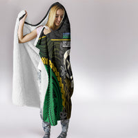 South Sea Islanders And Vanuatu Hooded Blanket Kanakas Sand Drawing Pattern LT05 - Polynesian Pride