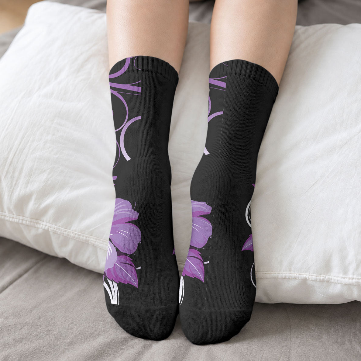 Hawaii Makahiki Kanaka Maoli Crew Socks Purple Hibiscus Floral Vibes LT05 - Polynesian Pride