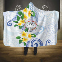 Northern Mariana Islands Chamorro Hooded Blanket Plumeria Curves Style White Version LT05 - Polynesian Pride