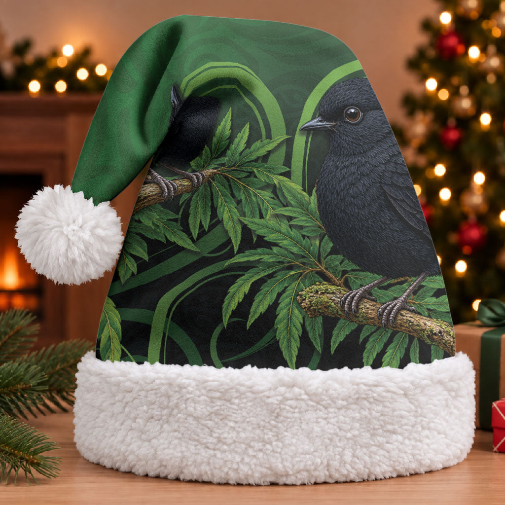 New Zealand Black Robin Christmas Santa Hat Karure Maori Koru Art Tattoo LT05 With Fur Green - Polynesian Pride