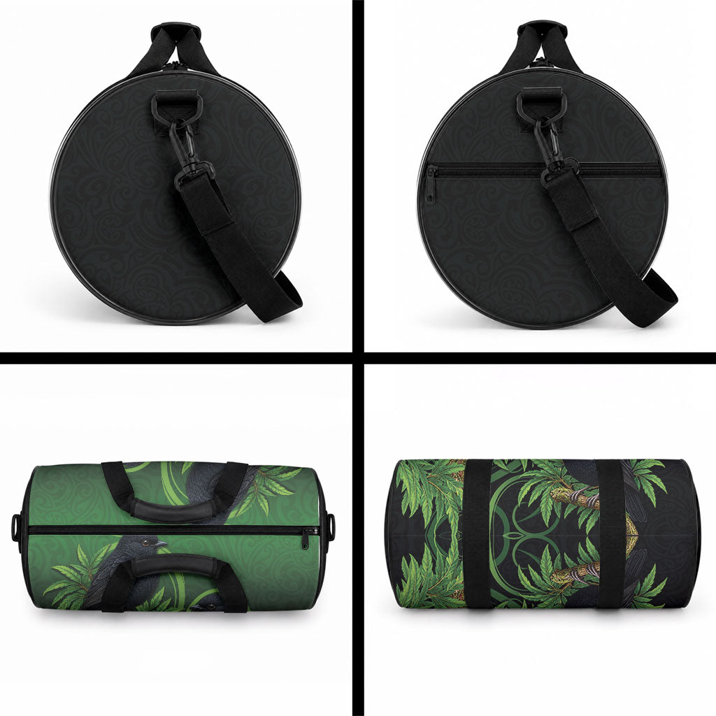 New Zealand Black Robin Duffle Bag Karure Maori Koru Art Tattoo LT05 - Polynesian Pride