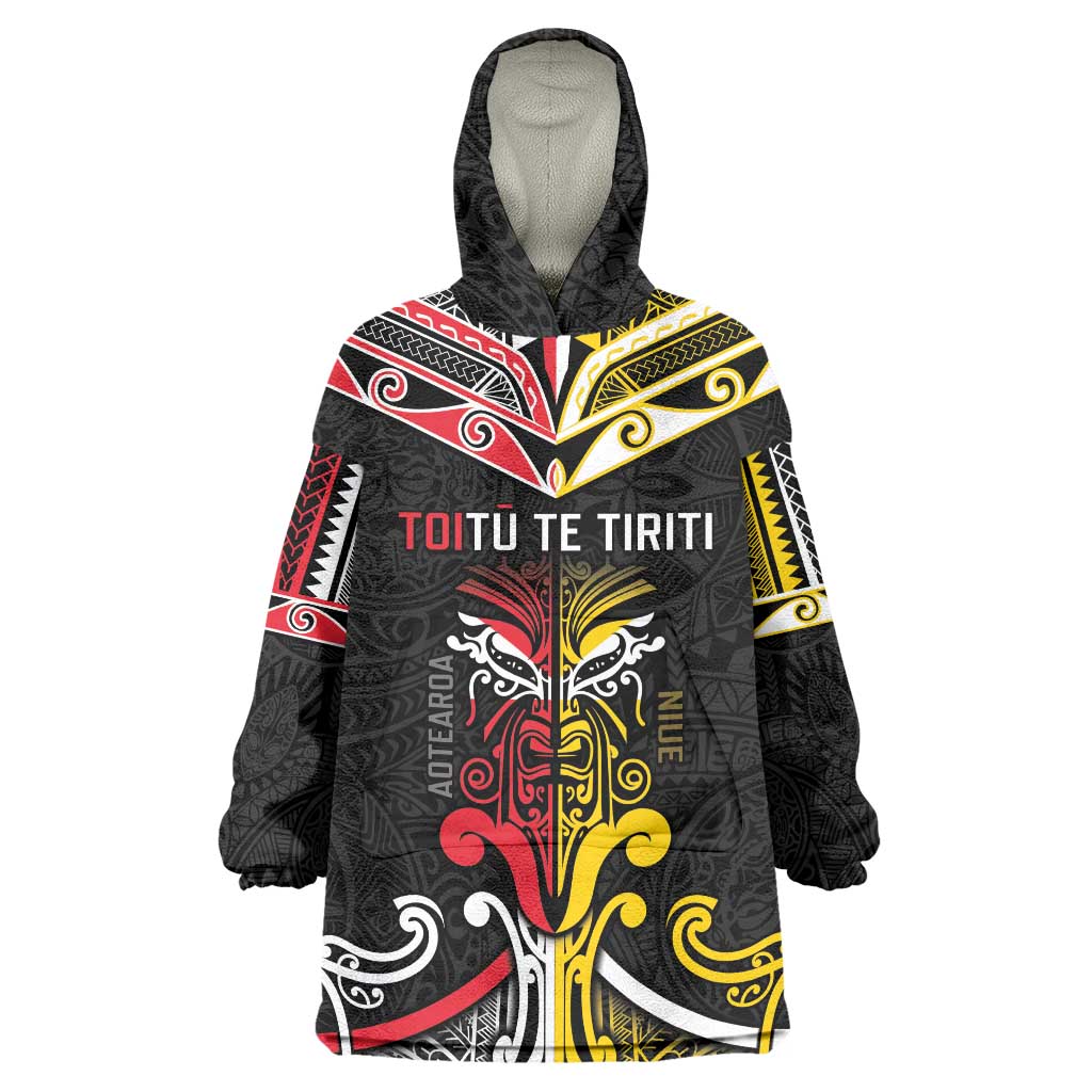 Niue And Aotearoa Wearable Blanket Hoodie Together For Te Tiriti O Waitangi LT05 One Size Black - Polynesian Pride