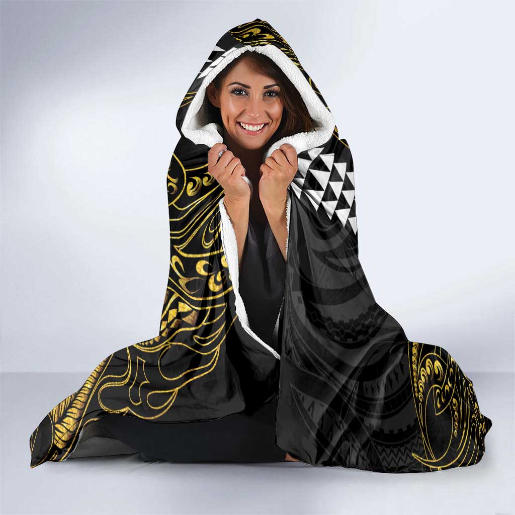 Hawaii Ikaika Warrior Helmet Hooded Blanket Gold Style LT05 - Polynesian Pride