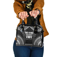Aotearoa Toitu Te Tiriti Shoulder Handbag No Kiwi Without Iwi LT05 One Size Black - Polynesian Pride