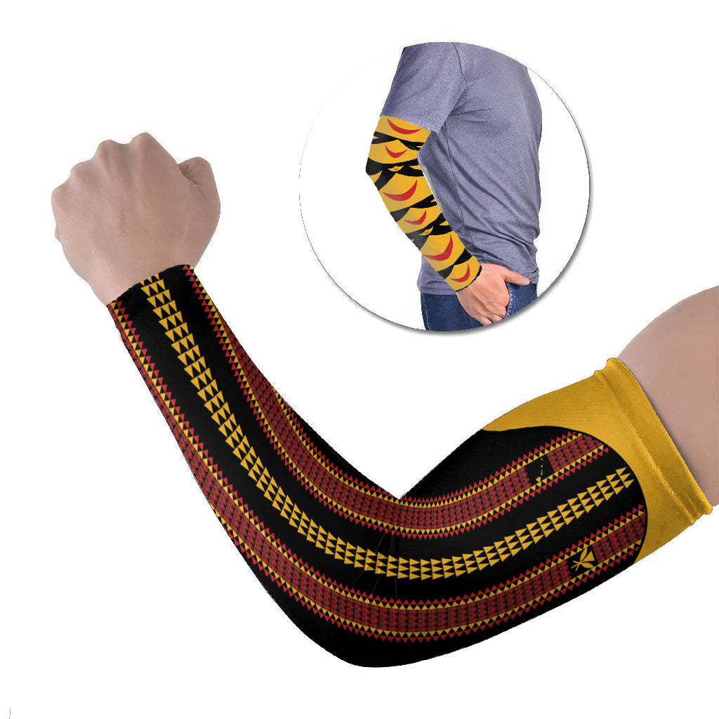 Hawaii Ahu Ula Inspired Arm Sleeves Black Version LT05 Set of 2 Black - Polynesian Pride
