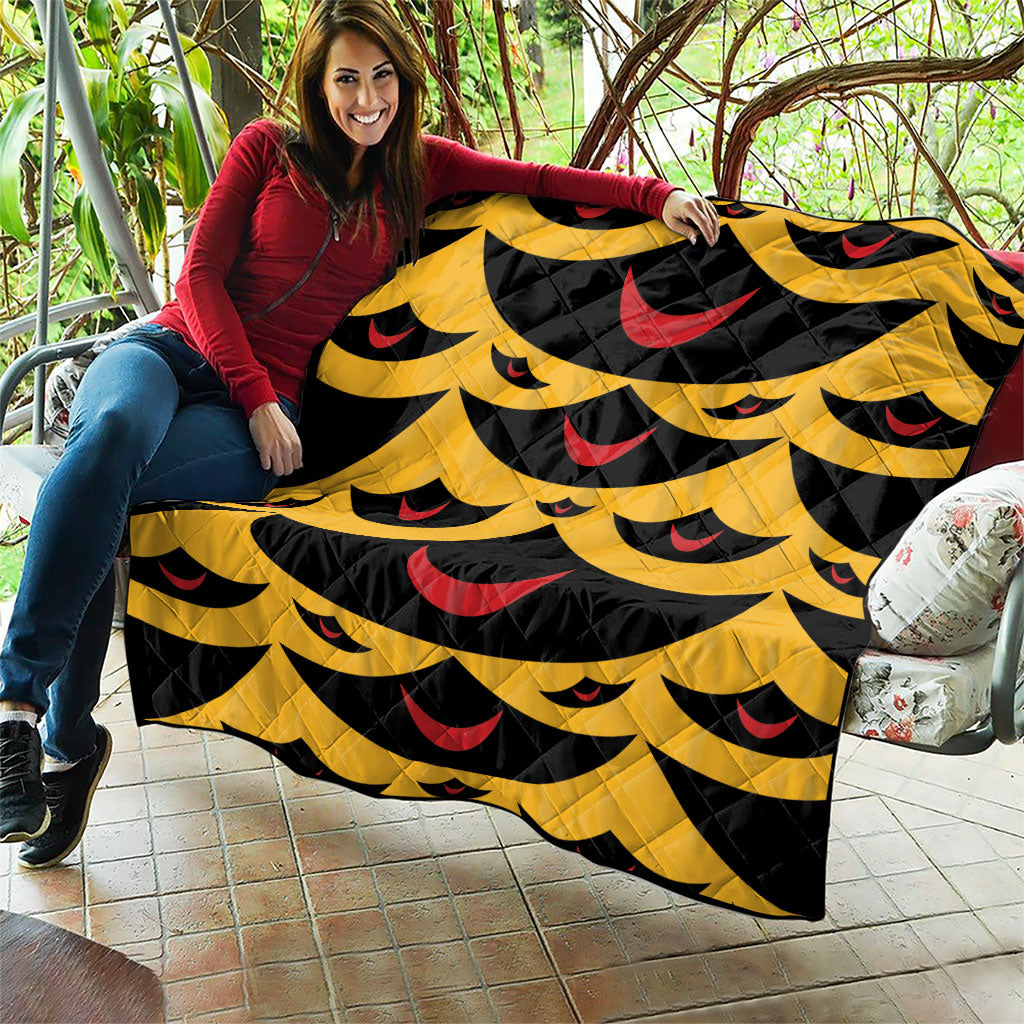 Hawaii Ahu Ula Inspired Quilt Yellow Version
